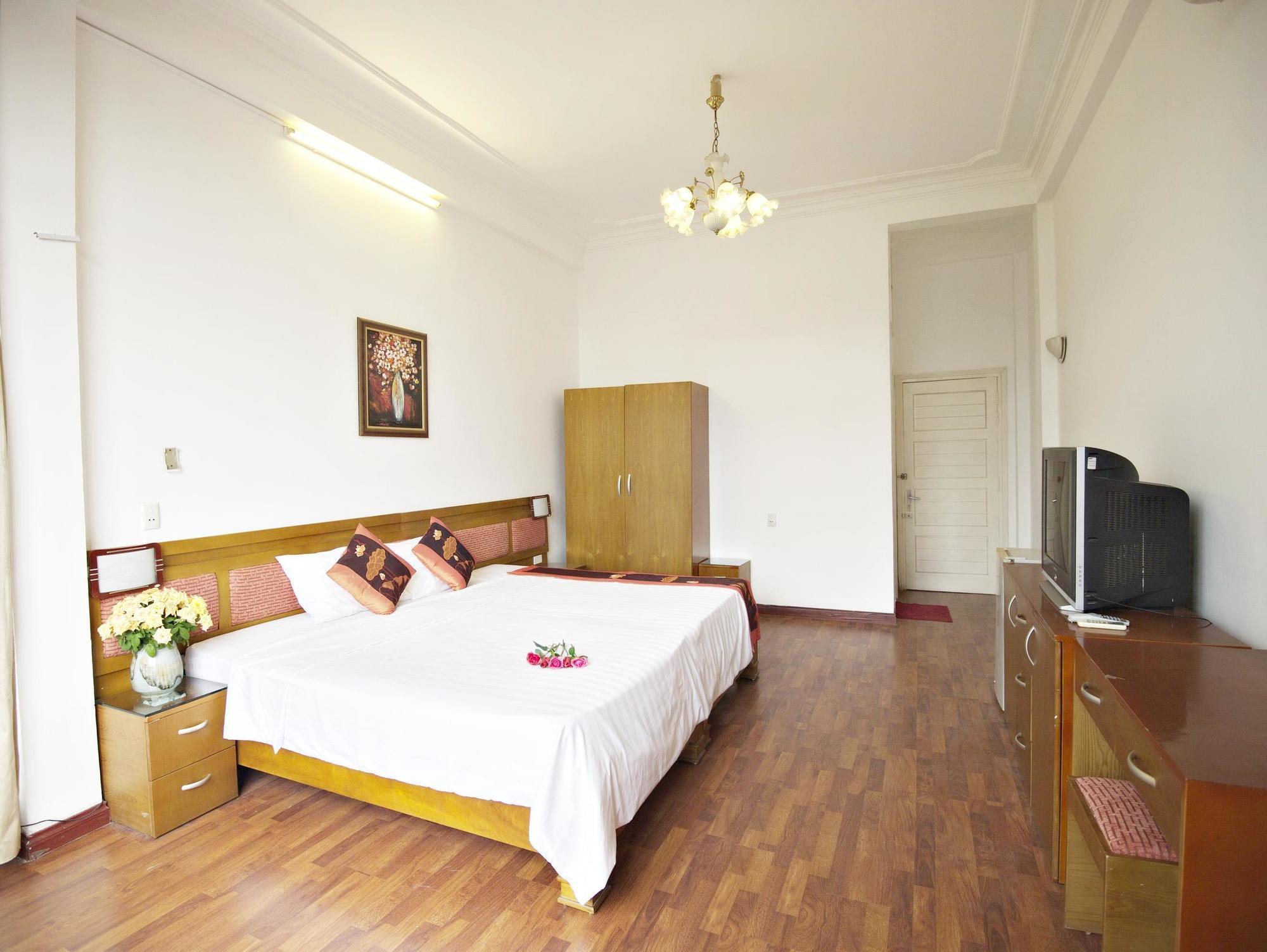 Hanoi Little Center Hotel Экстерьер фото