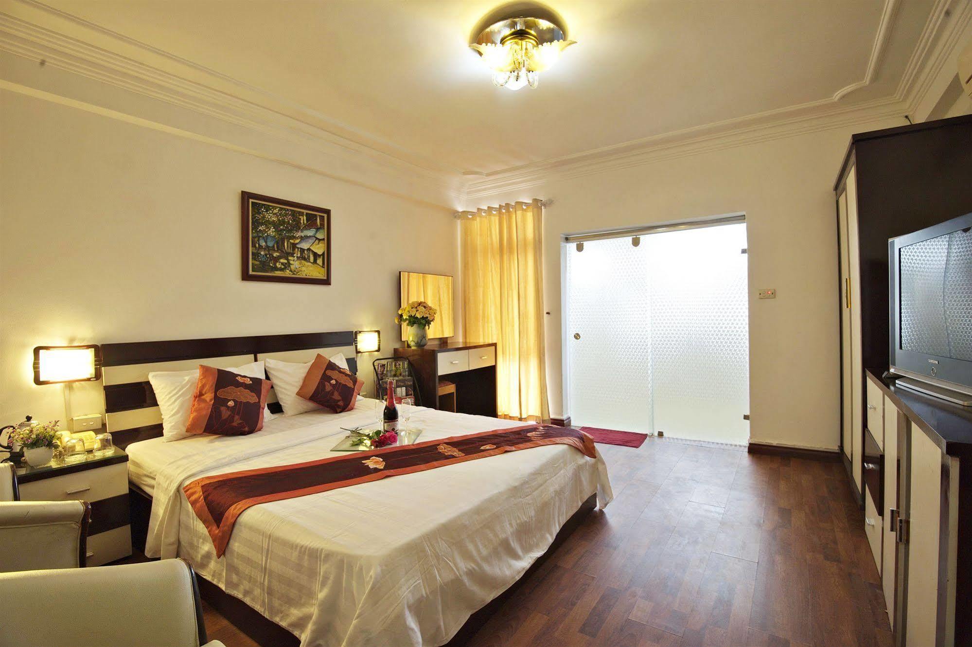 Hanoi Little Center Hotel Экстерьер фото
