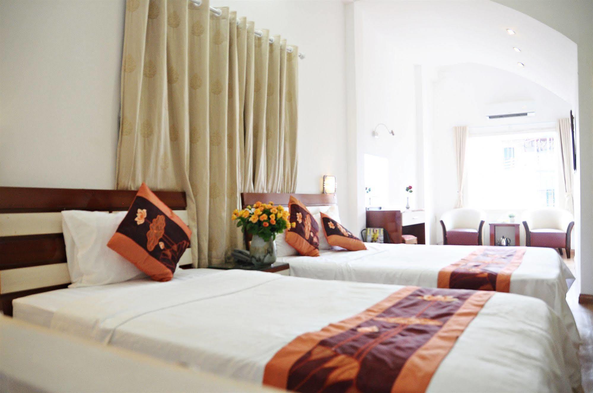 Hanoi Little Center Hotel Экстерьер фото