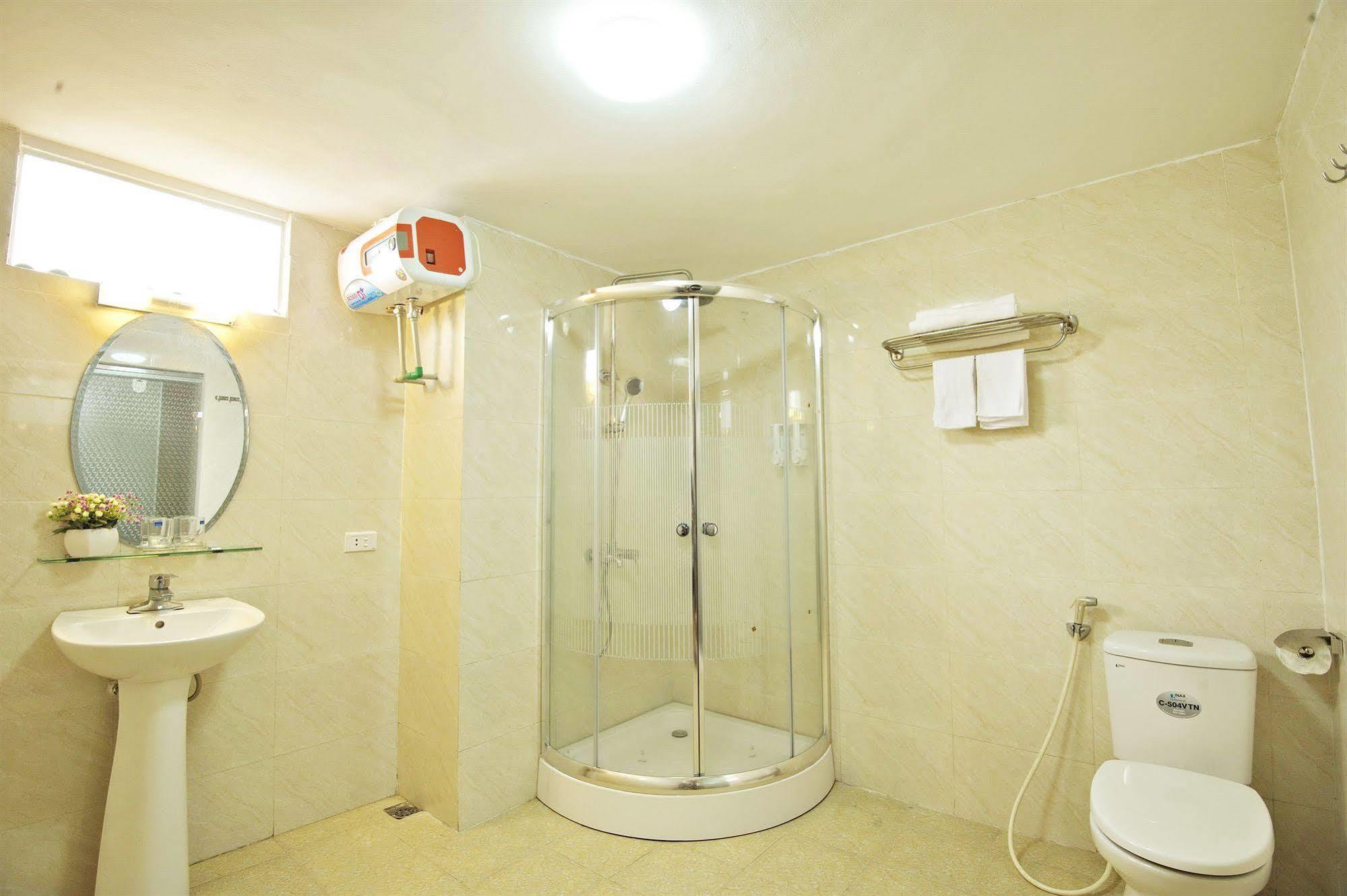 Hanoi Little Center Hotel Экстерьер фото