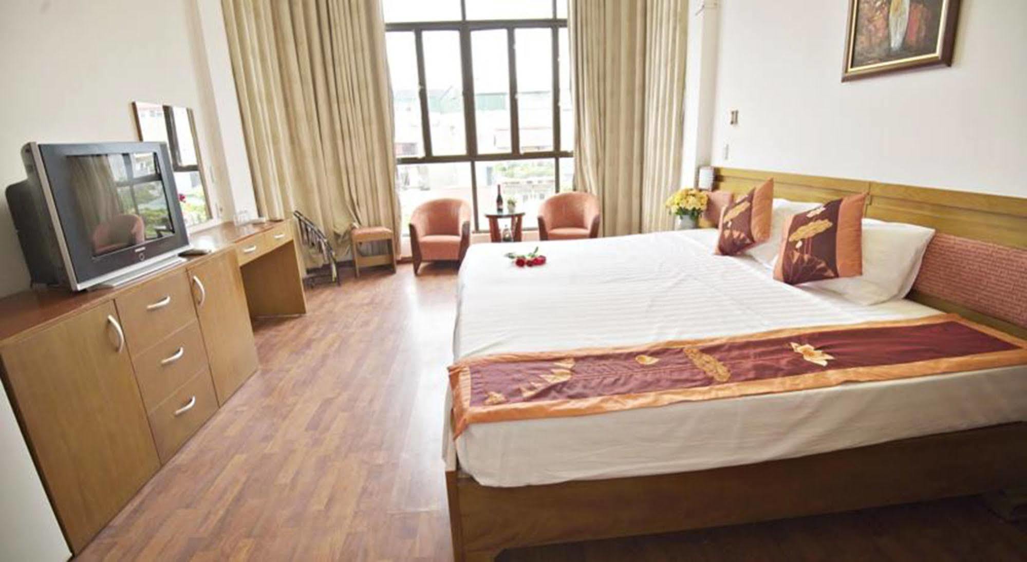 Hanoi Little Center Hotel Экстерьер фото