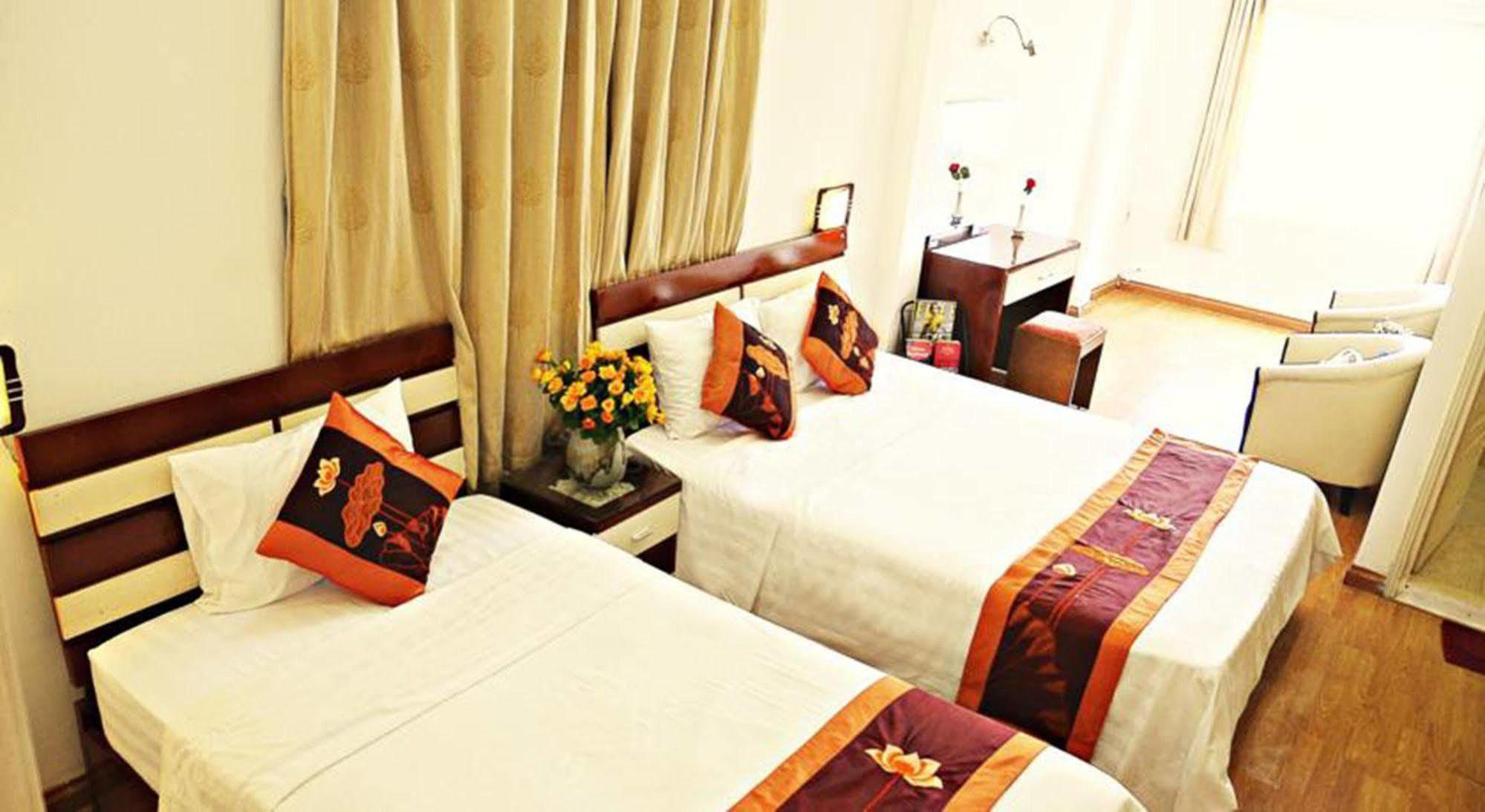 Hanoi Little Center Hotel Экстерьер фото